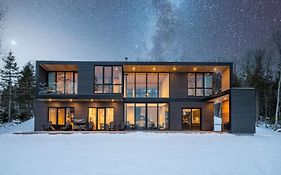 Le Ruisseau: Luxurious Villa In Charlevoix.